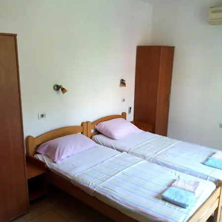 Mirko Apartament